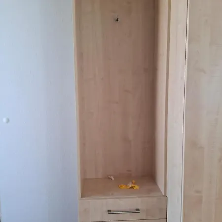 No Single Is Available * Osnabrueck